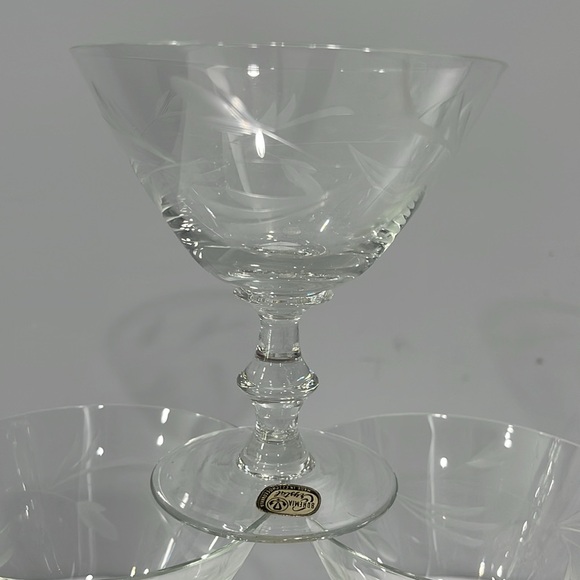 Vintage MCM Bohemia crystal etched champagne sorbet cocktails glasses set of 7 - Picture 3 of 15